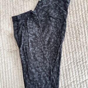 Lululemon Athletica Black Patterned Leggings